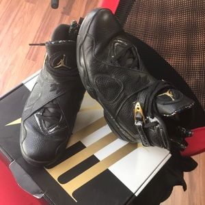 Retro Jordan 8’s Confetti’s